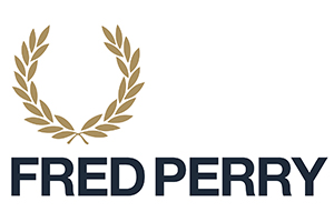Freizeitbekleidung für Herren von Fred Perry in Wertheim Village